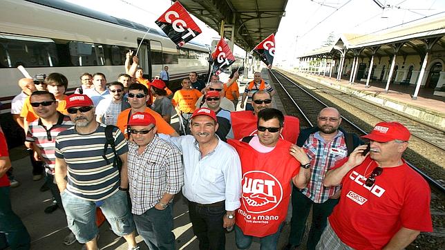 El sector ferroviario convoca una huelga para el 3 de agosto