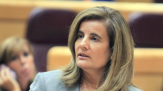 Hernando amenaza a Báñez con los tribunales por filtrar el ERE