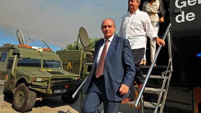 Fernández Díaz aboga por endurecer las condenas por imprudencia en incendios