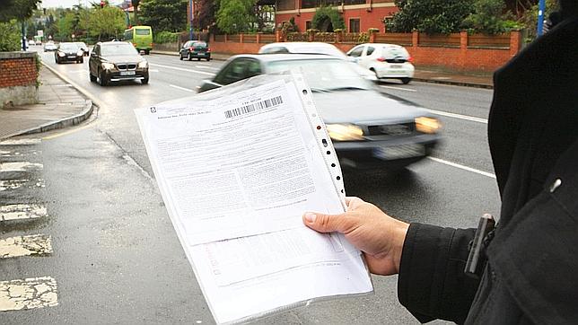 Un juez anula una multa de tráfico por contestar en catalán