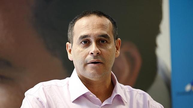 «CC perdió la ocasión de gobernar en la isla por contentar a Rivero»