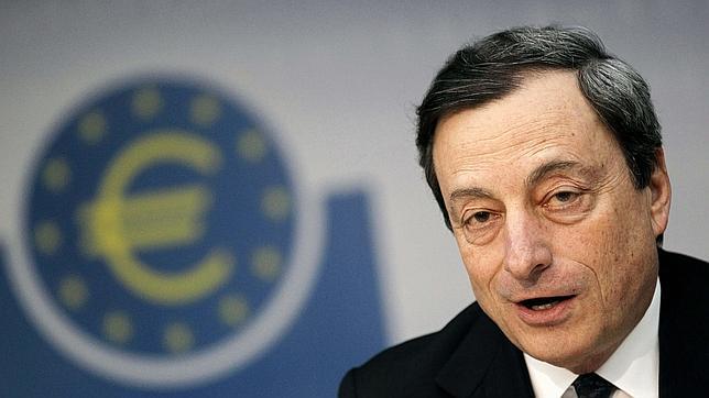 Draghi condiciona la compra de deuda soberana a que los países pidan ayuda