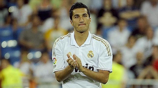 El Arsenal espera a Cazorla y a Sahin