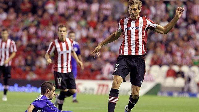 De Marcos, sobre los pitos a Llorente: «Es muy duro, ha pasado cosas peores»