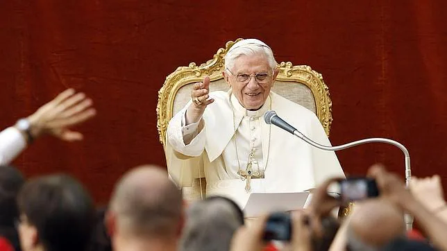 Benedicto XVI vuelve a presentar el ejemplo de santo Domingo de Guzmán