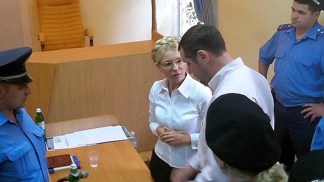 La encarcelada Timoshenko no podrá encabezar la lista de su partido en octubre