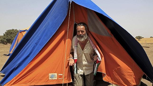 La Guardia Civil desaloja la finca de Sevilla ocupada por Sánchez Gordillo