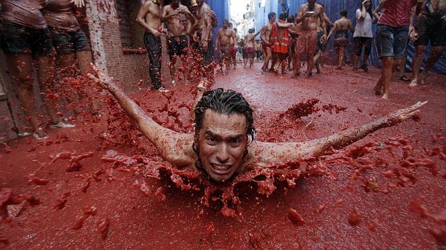 La Tomatina esquiva la crisis económica