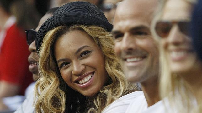 Beyoncé protagoniza una campaña en contra de la pobreza