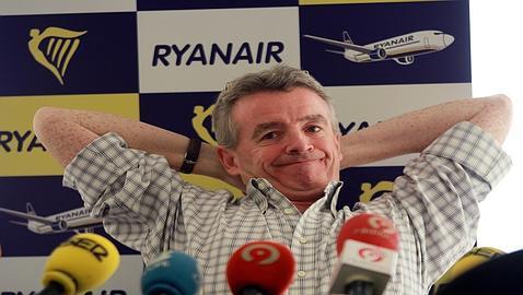 Tres aviones de Ryanair volaron casi sin combustible sobre Valencia