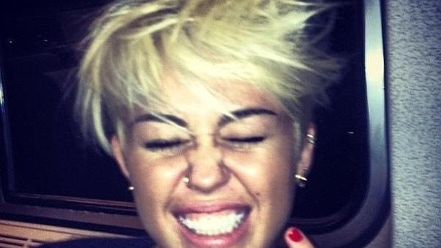 Miley Cyrus se corta la melena