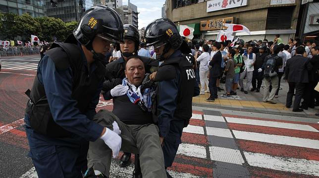 Japón desata la tensión con China y Corea del Sur