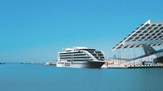 El barco fantasma del Fórum