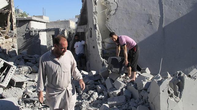 El régimen sirio intensifica los bombardeos y ejecuta a decenas de opositores