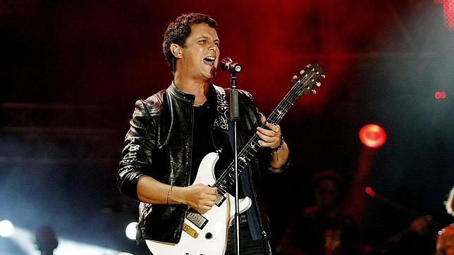 Alejandro Sanz y Bob Dylan se retarán en las tiendas al acabar el verano