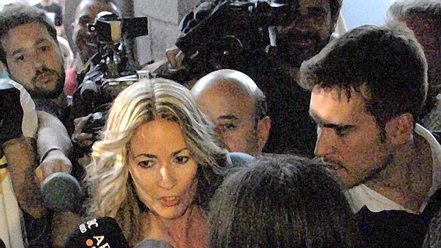 La edil del vídeo erótico dice que su difusión partió de la Alcaldía