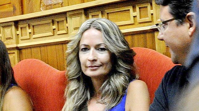 El alcalde de Los Yébenes niega las acusaciones de la edil