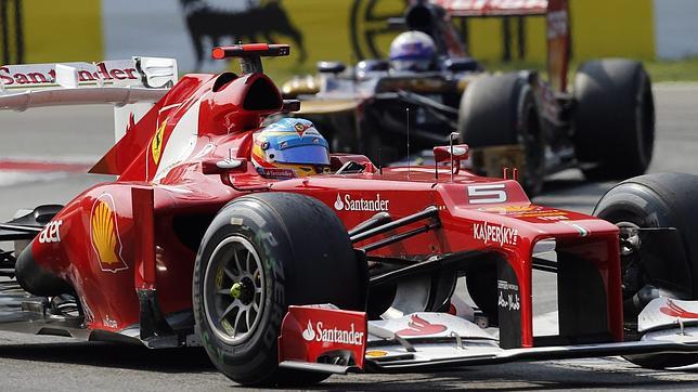 Domingo perfecto para Alonso