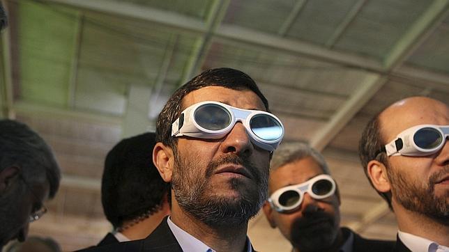 Ahmadineyad acusa a EE.UU. de destruir las nubes de lluvia antes de que lleguen a Irán
