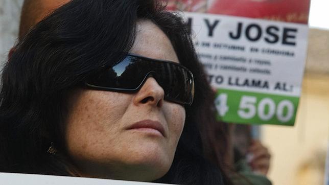 Enamorada del asesino de sus hijos