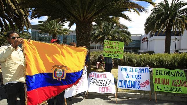 Los preservativos usados como prueba contra Assange no contienen su ADN