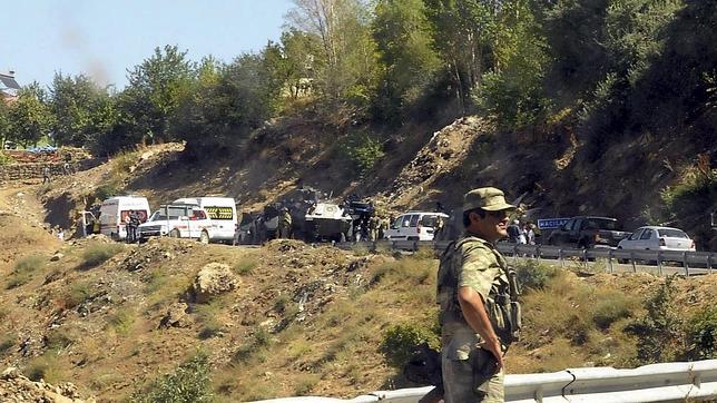 Al menos siete soldados turcos mueren en un ataque de la guerrilla kurda del PKK