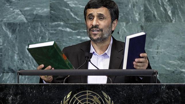 EE.UU. deniega el visado para visitar la ONU a 20 acompañantes de Ahmadineyad