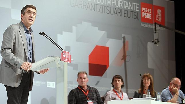 Patxi López: «El PSOE es el dique de contención de las propuestas independentistas»
