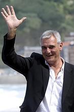 Fernando Trueba convence y Laurent Cantet decepciona en San Sebastián