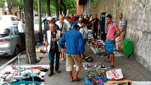 Comida caducada en la «Milla de Chatarra»