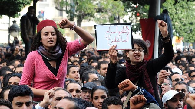 Los islamistas tunecinos quieren sustituir la «igualdad» por la «complementariedad» de sexos