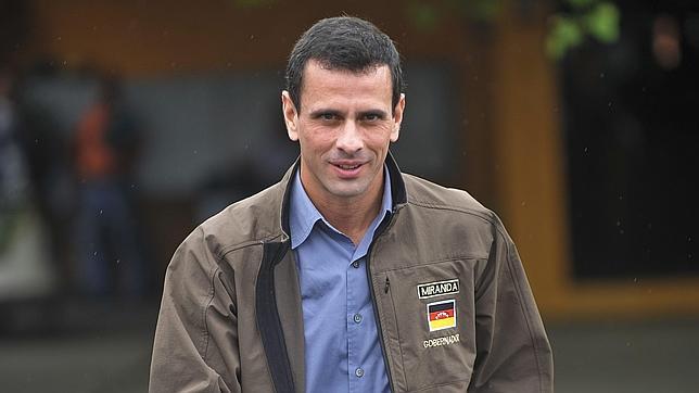 Capriles: «Allá Chávez con sus insultos, quiero una Venezuela unida»