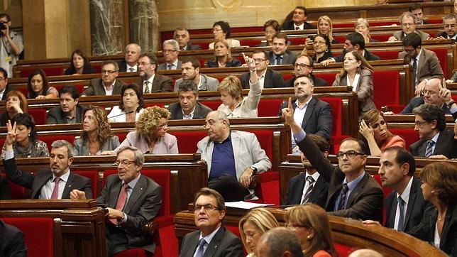 CiU condiciona el proceso soberanista a lograr una «gran mayoría» el 25N
