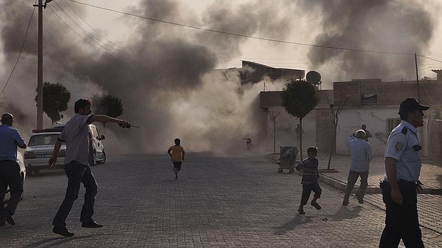 La artillería siria deja cinco muertos y trece heridos en Turquía
