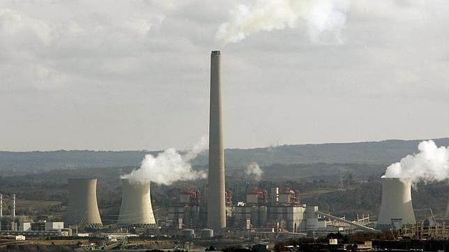 España, «muy cerca» de cumplir con Kioto tras la compra de derechos de emisión a Polonia
