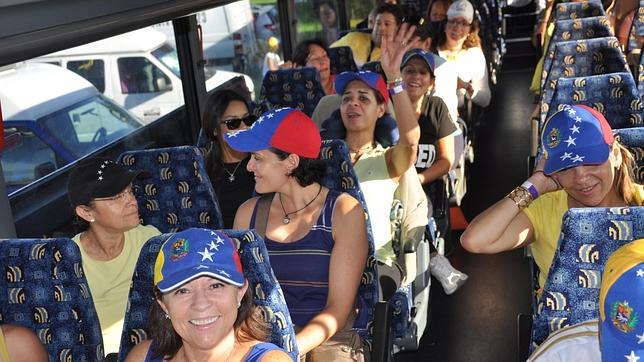 Los venezolanos de Miami recorren más de 1.300 kilómetros para votar en Nueva Orleans