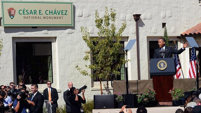 Elecciones EE.UU. 2012: Obama mantiene su ofensiva por el voto hispano: «Sí, podemos»