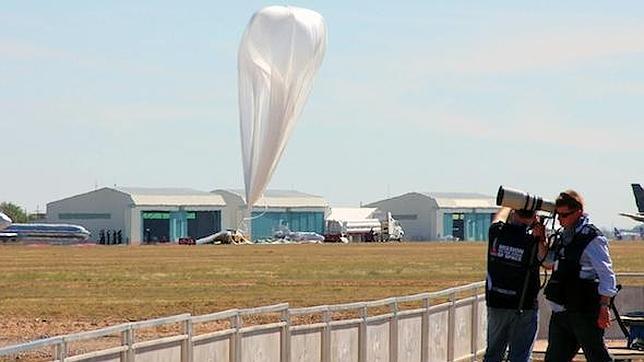 Por qué el viento impidió el salto de Baumgartner