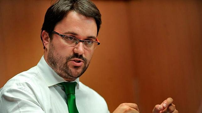 Asier Antona: «Canarias tiene un serio problema de liquidez»