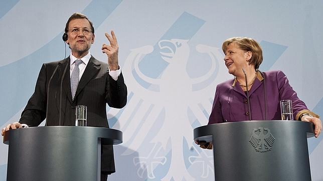Rajoy se encuentra este miércoles con Merkel en el Congreso del Partido Popular Europeo