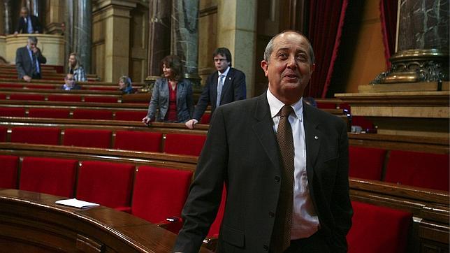 Puig avisa que los Mossos «estarán al servicio» de la Generalitat si se prohíbe la consulta