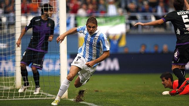 Joaquín condena al Valladolid (2-1)
