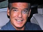 Pierce Brosnan aparece en público con un ojo morado