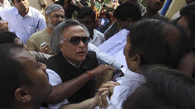 «Sin baño, no hay boda»