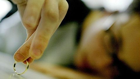 Los españoles tenemos mentalidad «divorcista»