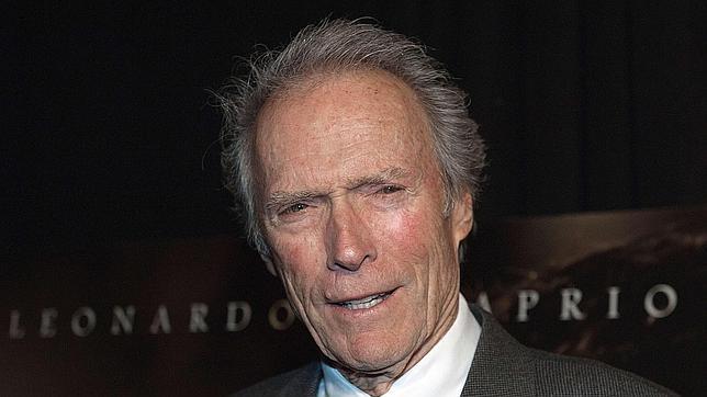 Clint Eastwood vuelve a polemizar a trece días de las elecciones presidenciales en EE.UU.