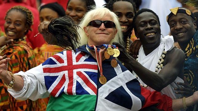 La familia de Jimmy Savile se disculpa ante sus víctimas