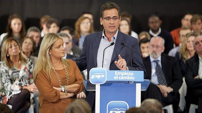 Basagoiti se reunirá con Mari Mar Blanco para saber si ocupará el escaño que le ofreció