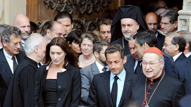 El cardenal de París califica el matrimonio gay de «superchería»