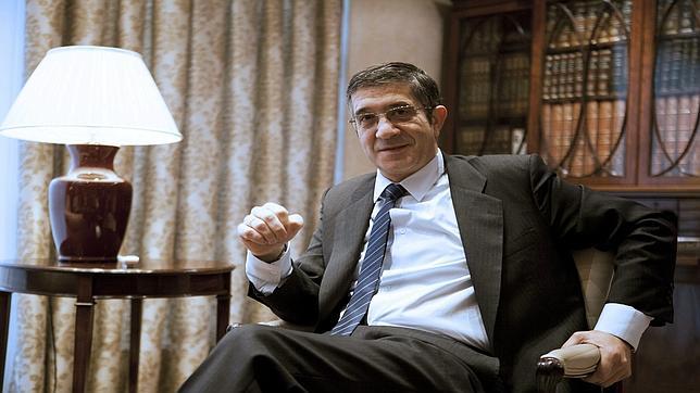 López se garantiza una jubilación de 50.000 euros vitalicios por tres años como lendakari